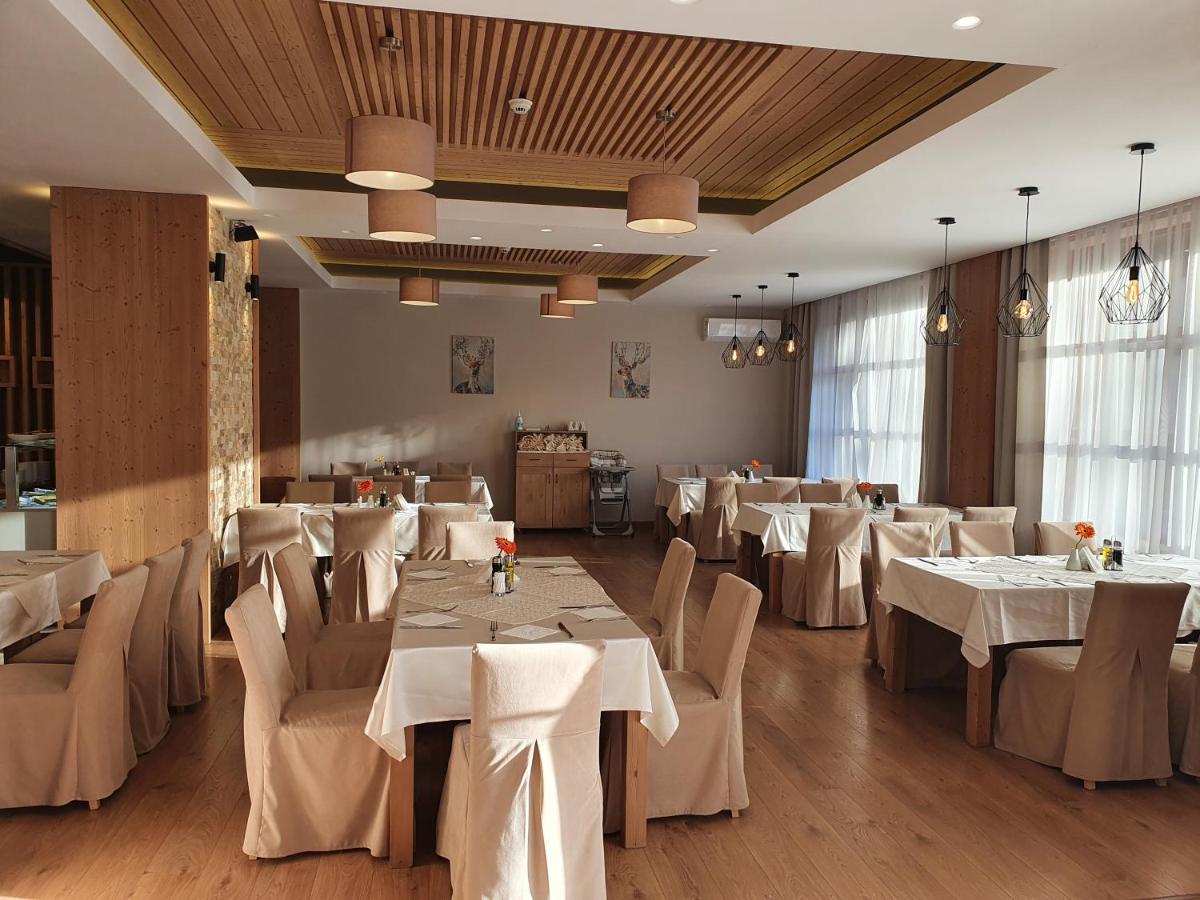 Monte Cervo Bio Hotel & Spa Covasna Exterior photo